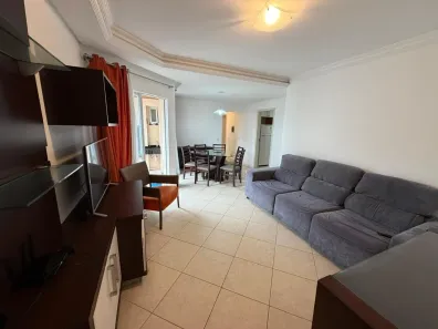 Apartamento com 3 Quartos para alugar, 120m² no Centro, Balneário Camboriú