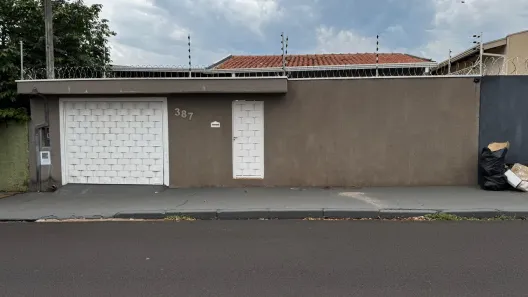 Casa com 2 Quartos à venda, 139m² no Parque Laranjeiras, Araraquara