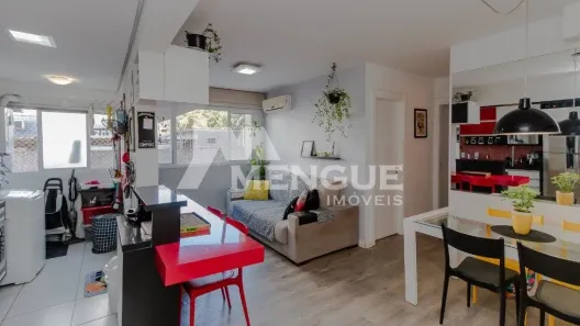 Apartamento com 2 Quartos à venda, 58m² no Passo da Areia, Porto Alegre
