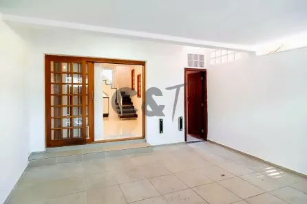 Casa com 2 Quartos para alugar, 134m² no Chácara Santo Antônio (Zona Sul), São Paulo