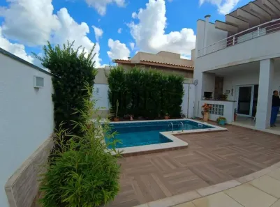 Casa de Condomínio com 4 Quartos à venda, 333m² no Itapeva, Votorantim