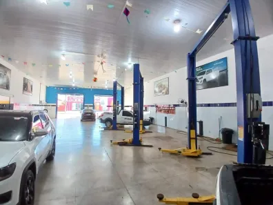 Prédio Comercial com 2 Quartos à venda, 600m² no Centro, Três Lagoas