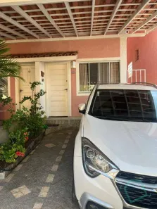 Casa de Condomínio com 2 Quartos à venda, 70m² no Granja Viana, Cotia