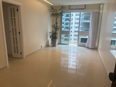 Apartamento com 3 Quartos para alugar, 94m² no Copacabana, Rio de Janeiro