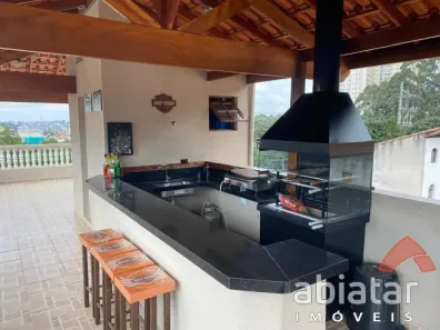 Sobrado com 4 Quartos à venda, 295m² no Jardim Maria Rosa, Taboão da Serra