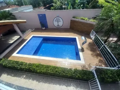 Sobrado com 6 Quartos à venda, 448m² no Centro, Peruíbe