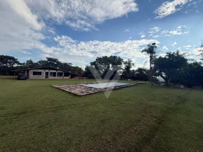 Fazenda/Sítio com 4 Quartos à venda, 100m² no Jundiacanga, Araçoiaba da Serra