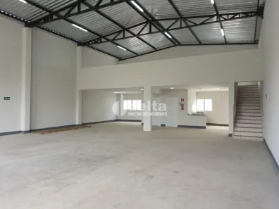Ponto Comercial à venda, 210m² no Granada, Uberlândia