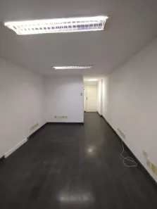 Kitnet para alugar, 30m² no Centro, Rio de Janeiro