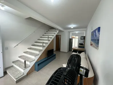 Casa de Condomínio com 2 Quartos à venda, 96m² no Recanto Som do Mar, Caraguatatuba