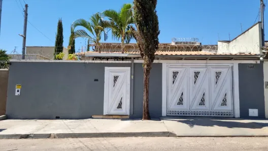 Casa com 3 Quartos à venda, 177m² no Residencial Canadá, Goiânia