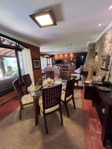 Casa com 4 Quartos à venda, 247m² no Itaipava, Petrópolis