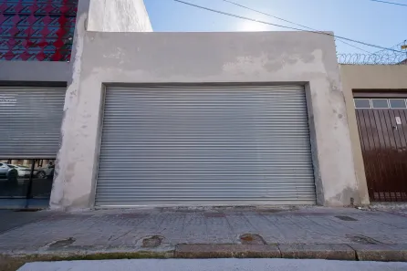 Prédio Comercial para alugar, 392m² no Centro, Pelotas