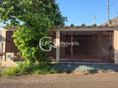 Casa com 3 Quartos para alugar, 141m² no Coophafé, Campo Grande