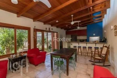 Casa com 4 Quartos à venda, 242m² no Santana, Porto Alegre