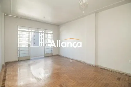 Apartamento com 3 Quartos para alugar, 115m² no Rio Branco, Porto Alegre
