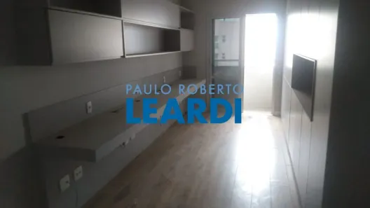 Sala Comercial à venda, 41m² no Vila Olímpia, São Paulo