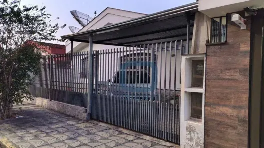 Casa com 2 Quartos à venda, 230m² no Jardim Estancia Lindoia II, Lindóia