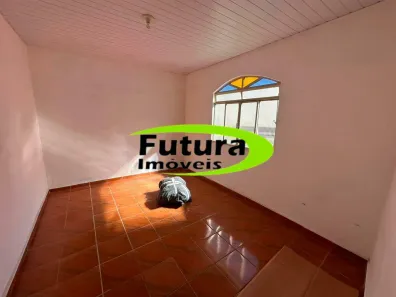 Casa com 2 Quartos para alugar, 45m² no Barreiro, Belo Horizonte