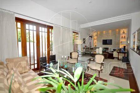 Casa com 3 Quartos para venda ou aluguel, 330m² no Vila Madalena, São Paulo