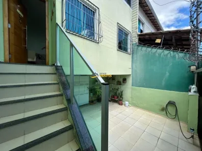 Casa com 3 Quartos à venda, 120m² no Ouro Preto, Belo Horizonte
