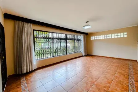 Casa com 5 Quartos à venda, 400m² no Jardim da Glória, São Paulo
