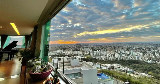 Casa de Condomínio com 4 Quartos à venda, 734m² no Buritis, Belo Horizonte