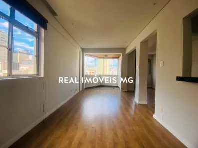 Apartamento com 2 Quartos para alugar, 70m² no Santo Antônio, Belo Horizonte
