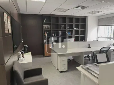 Sala Comercial para alugar, 243m² no Bela Vista, São Paulo