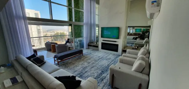 Apartamento com 3 Quartos à venda, 238m² no Vila Suzana, São Paulo