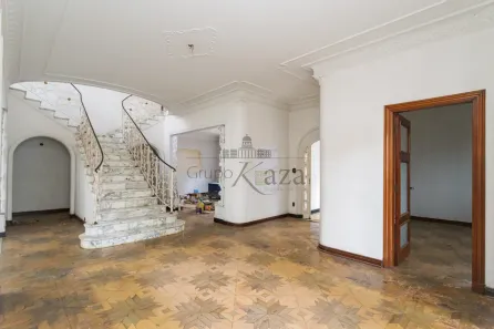 Sobrado com 3 Quartos à venda, 487m² no Jardim Paulista, São Paulo