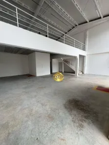 Ponto Comercial para alugar, 239m² no Cidade Industrial, Curitiba