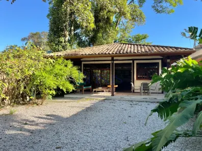 Casa com 2 Quartos para alugar, 150m² no Camburi, São Sebastião
