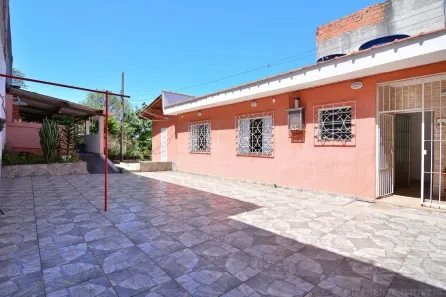 Casa com 2 Quartos à venda, 320m² no Parque Peruche, São Paulo
