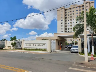 Apartamento com 3 Quartos para alugar, 77m² no Vila Jayara, Anápolis