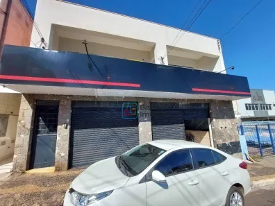 Casa com 3 Quartos à venda, 420m² no Jardim Nossa Senhora de Fátima, Americana