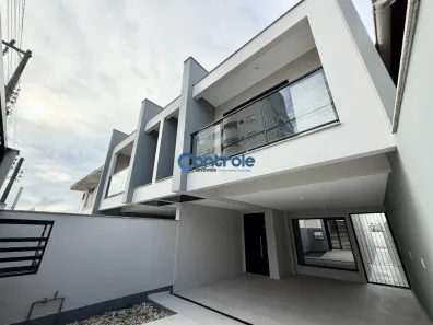Casa com 3 Quartos à venda, 175m² no Barreiros, São José