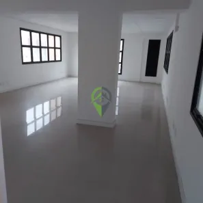 Prédio Comercial para alugar, 185m² no Boqueirão, Santos