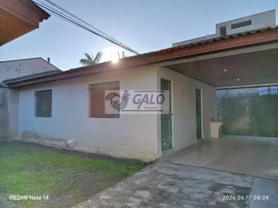 Casa com 2 Quartos para alugar, 70m² no Xaxim, Curitiba