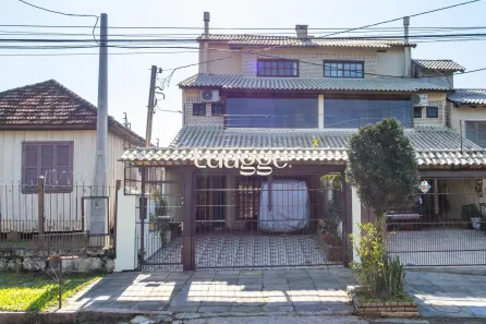 Casa com 3 Quartos à venda, 202m² no Cavalhada, Porto Alegre