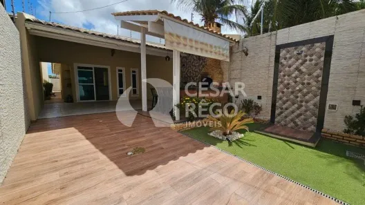 Casa com 3 Quartos à venda, 120m² no Sapiranga-Coité, Fortaleza