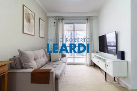 Apartamento com 2 Quartos para alugar, 69m² no Vila Anastácio, São Paulo