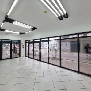 Sala Comercial para alugar, 90m² no Centro, Taubaté