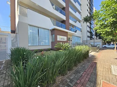 Apartamento com 3 Quartos para alugar, 84m² no Centro, Londrina
