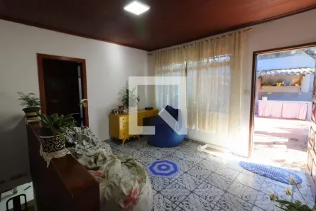 Casa com 3 Quartos à venda, 250m² no km 18, Osasco