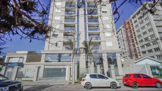 Apartamento com 3 Quartos para alugar, 132m² no Centro, Pelotas