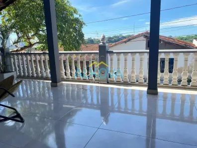 Casa com 4 Quartos à venda, 250m² no Jardim Jussara, São José dos Campos