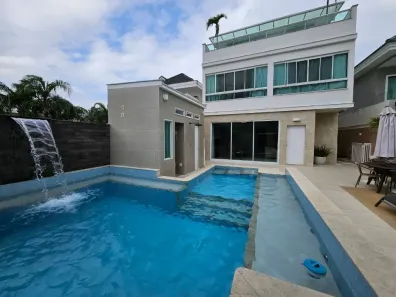 Casa de Condomínio com 5 Quartos à venda, 420m² no Recreio dos Bandeirantes, Rio de Janeiro