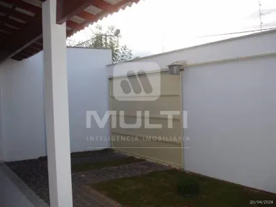 Casa com 3 Quartos à venda, 150m² no Jardim Europa, Uberlândia