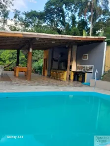 Fazenda/Sítio com 4 Quartos à venda, 2200m² no Santana, São José dos Campos
